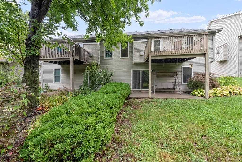Beautiful Townhome, 11 Minutes To Downtown, Kcmo. Канзас Сити Екстериор снимка